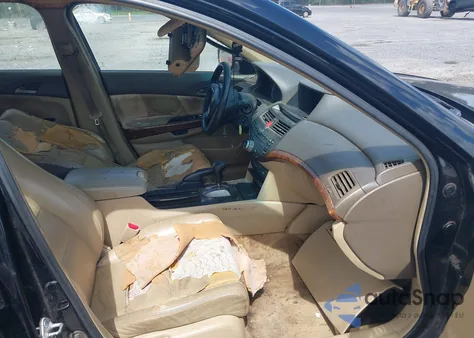 2008 Honda Accord 2.4 Ex-L from USA, damaged, VIN 1HGCP26828A008271